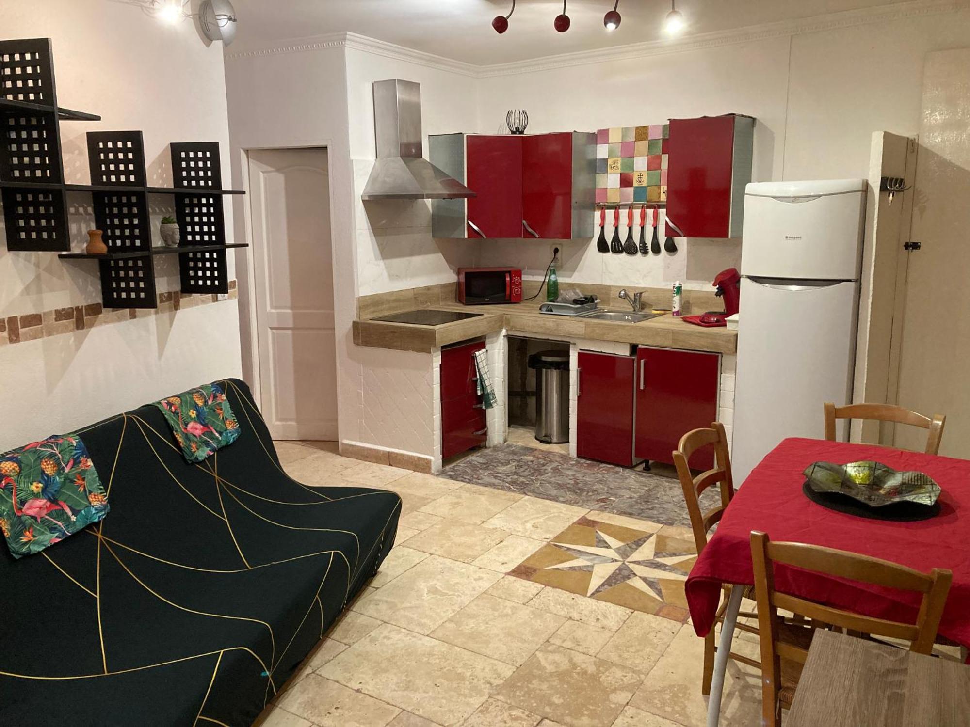 Tres Bel Appartement Cosy Et Chaleureux A Nîmes Kültér fotó